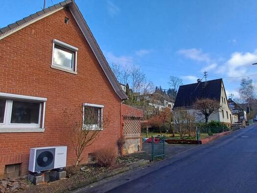 Einfamilienhaus zur Miete 850 € 3 Zimmer 70 m² 450 m² Grundstück frei ab 01.05.2026 Scheuerfeld 57584