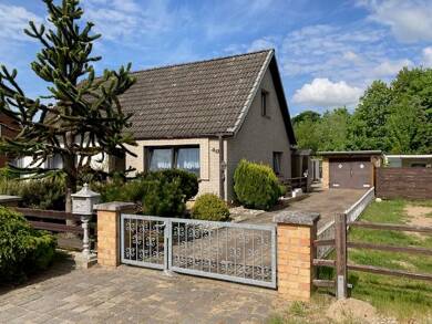 Doppelhaushälfte zum Kauf 149.000 € 3 Zimmer 80 m² 350 m² Grundstück frei ab sofort Lankow Schwerin 19057