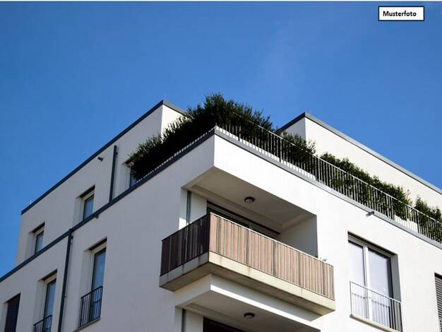 Haus zum Kauf provisionsfrei 316.900 € 365 m² 1.340 m² Grundstück Marienthal Zwickau 08060