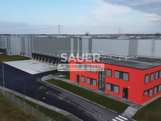Lagerhalle zur Miete 5,50 € 35.000 m² Lagerfläche teilbar ab 7.480 m² Potsdam 14476