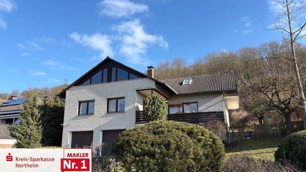 Einfamilienhaus zum Kauf 375.000 € 8 Zimmer 155,6 m² 808 m² Grundstück Northeim 37154