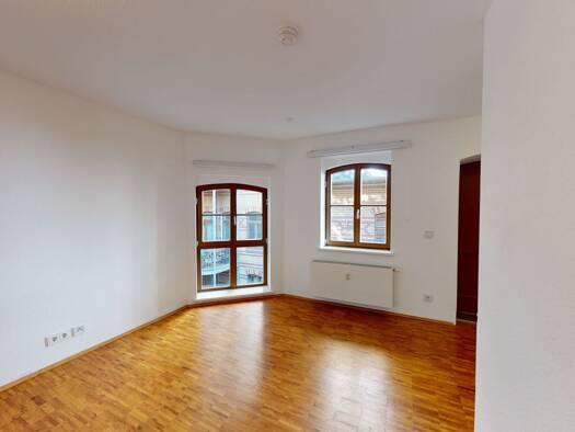 Wohnung zur Miete 270 € 1 Zimmer 25 m² 3. Geschoss Bernburger Straße 18 Innenstadt Mitte 06108