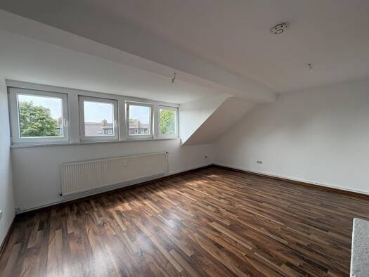 Wohnung zur Miete 329 € 3 Zimmer 46,1 m² 3. Geschoss Flensburger Straße 5 a Geestemünde Geestemünde 27570