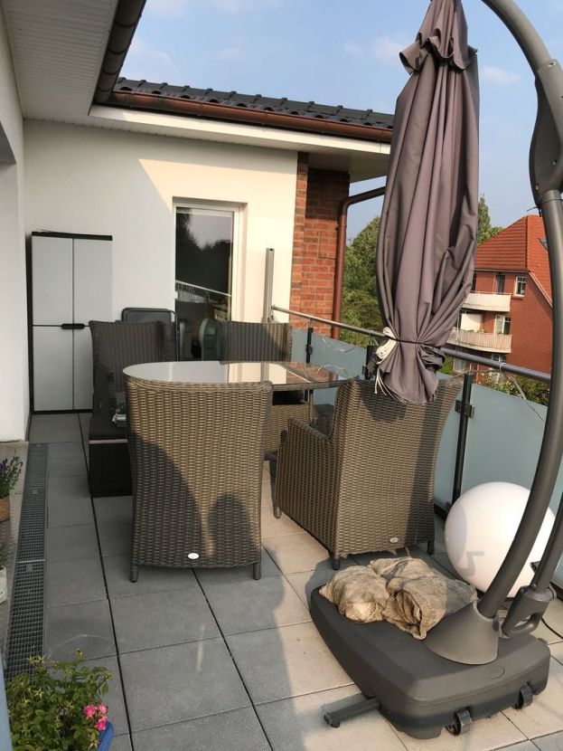 Wohnung zur Miete 700 € 3 Zimmer 120,2 m²<br/>Wohnfläche ab sofort<br/>Verfügbarkeit Pinneberger Straße Wedel 22880