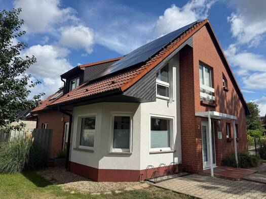 Einfamilienhaus zur Miete 3.000 € 24 Zimmer 191 m² 655 m² Grundstück frei ab 01.04.2027 Am Lindenhof 2 Barleben Barleben 39179