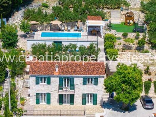 Haus zum Kauf 1.300.000 € 4 Zimmer 160 m² Omiš