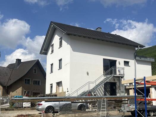 Mehrfamilienhaus zum Kauf provisionsfrei 379.000 € 11 Zimmer 291 m² 525 m² Grundstück frei ab sofort Im Guten Acker 2 Marienthal Dernau 53507