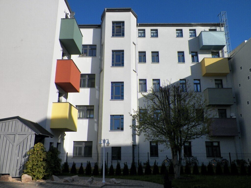 Wohnung zur Miete 285 € 1 Zimmer 37,7 m²<br/>Wohnfläche 3.<br/>Geschoss ab sofort<br/>Verfügbarkeit Innenstadt 111 Zwickau 08056