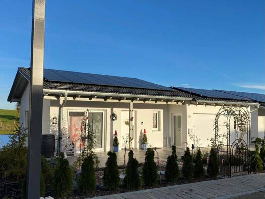 Einfamilienhaus zum Kauf provisionsfrei als Kapitalanlage geeignet 399.000 € 4 Zimmer 97,5 m² 320 m² Grundstück Neukirchen Triftern 84371