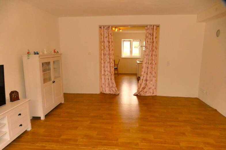 Wohnung zur Miete 690 € 1 Zimmer 71 m² Souterrain, UG frei ab sofort Stauffendorf Deggendorf 94469