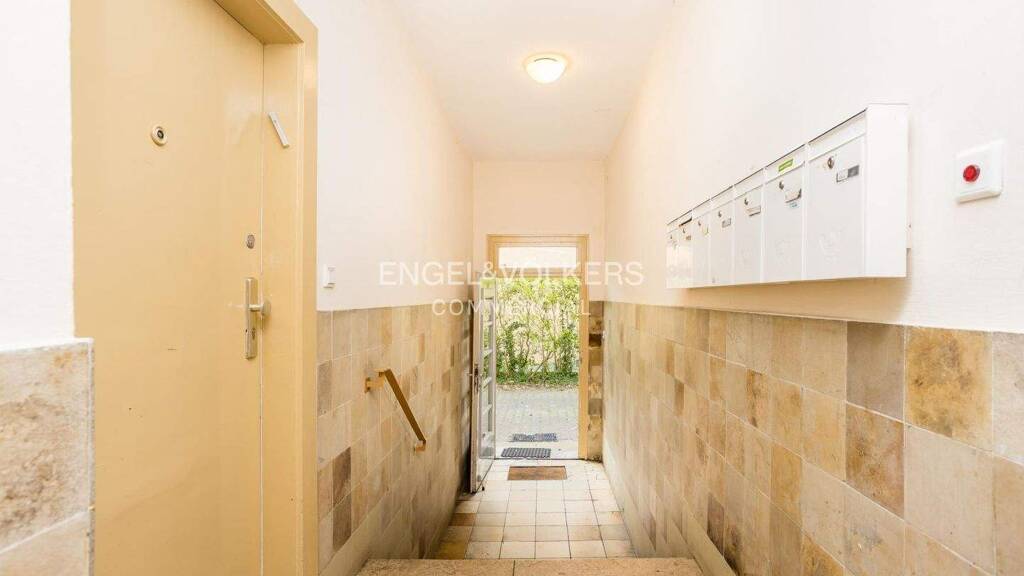 Sonstiges zum Kauf als Kapitalanlage geeignet 1.800.000 € 638,6 m² 1.083 m² Grundstück Zehlendorf Berlin 14169