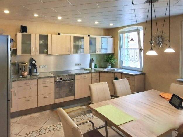 Einfamilienhaus zum Kauf 475.000 € 7 Zimmer 218 m² 396 m² Grundstück Lingenfeld 67360