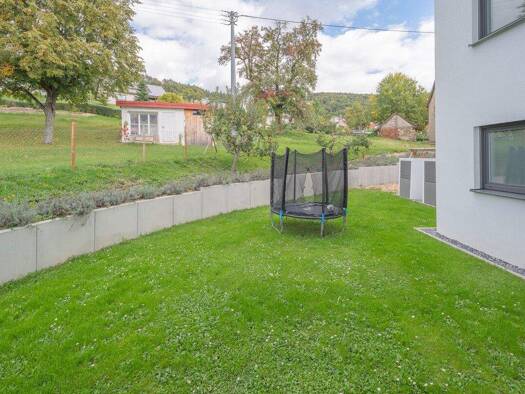 Terrassenwohnung zum Kauf 259.900 € 2,5 Zimmer 80 m² Dürbheim 78589