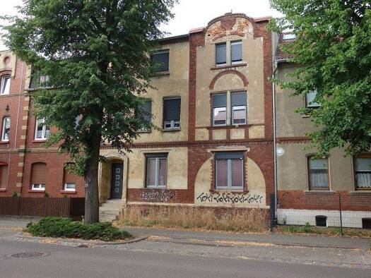 Mehrfamilienhaus zum Kauf provisionsfrei 135.800 € 11 Zimmer 199 m² 400 m² Grundstück Groitzsch 04539