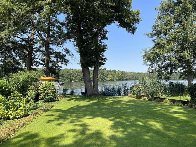 Villa zur Miete 3.800 € 7 Zimmer 224 m² 1.016 m² Grundstück Niederlehme Königs Wusterhausen 15713