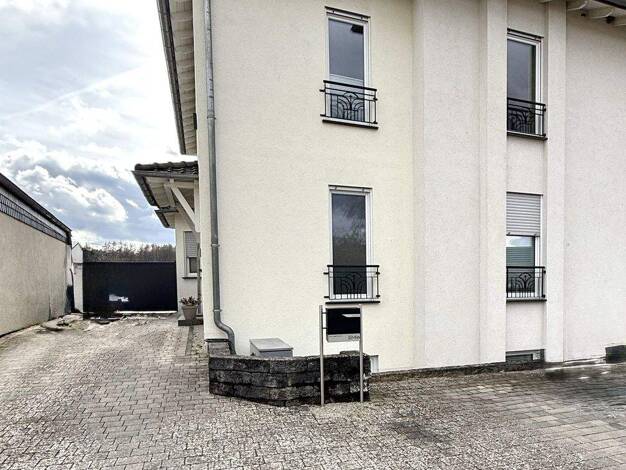 Doppelhaushälfte zum Kauf 590.000 € 8 Zimmer 163 m² 488 m² Grundstück Saarwellingen 66793