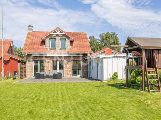 Haus zum Kauf 498.700 € 4 Zimmer 100 m² 1.300 m² Grundstück frei ab sofort Kalifornien Schönberg 24217