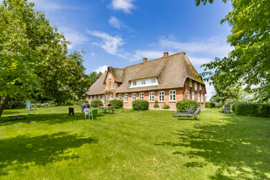 Einfamilienhaus zum Kauf 1.699.000 € 24 Zimmer 580 m² 6.500 m² Grundstück Galmsbüll 25899