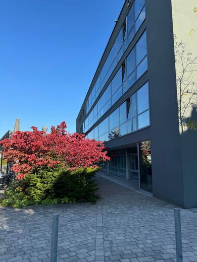 Wohnung zum Kauf provisionsfrei 1.350.000 € 3 Zimmer 149 m² Geschoss 1/3 Mühlbachbogen 1 Ost Rosenheim 83022
