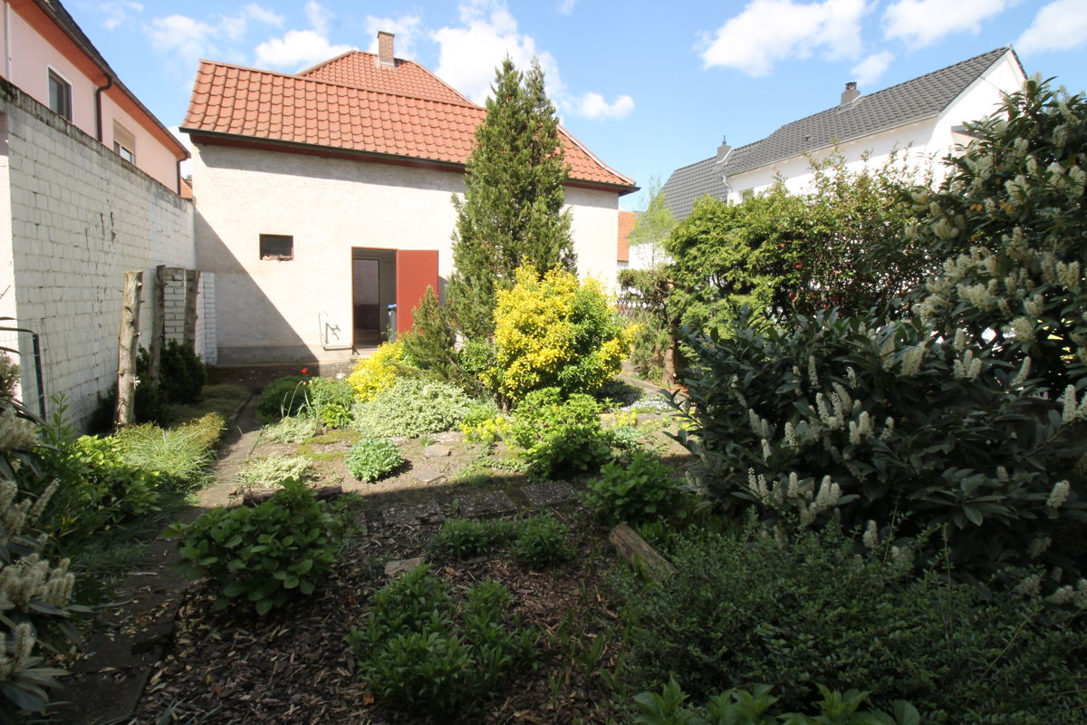 Mehrfamilienhaus zum Kauf 260.000 € 4 Zimmer 100 m²<br/>Wohnfläche 230 m²<br/>Grundstück Bobenheim Bobenheim-Roxheim 67240