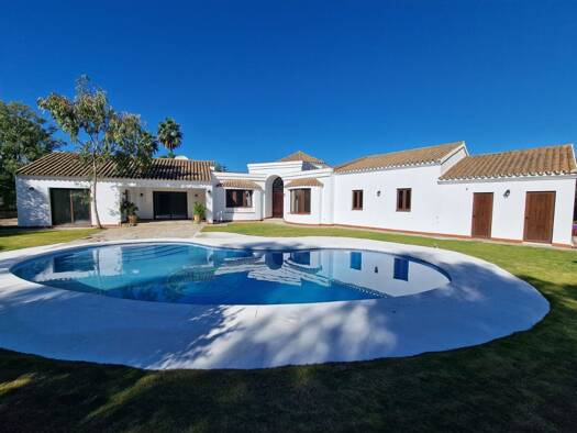 Einfamilienhaus zum Kauf 1.795.000 € 682 m² 2.400 m² Grundstück Sotogrande Alto
