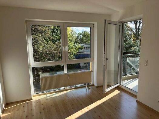 Wohnung zur Miete 322 € 2 Zimmer 54 m² 2. Geschoss Schloßchemnitz Chemnitz 09113