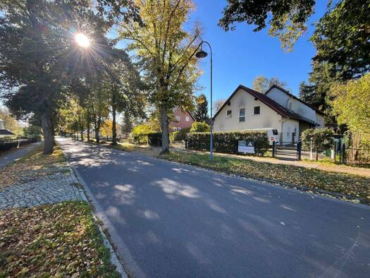 Mehrfamilienhaus zum Kauf als Kapitalanlage geeignet 655.000 € 253 m² 950 m² Grundstück Friedrich-Engels-Straße 78 Zernsdorf Königs Wusterhausen 15712