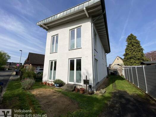 Einfamilienhaus zum Kauf 325.000 € 3 Zimmer 128 m² 297 m² Grundstück Weilerswist 53919