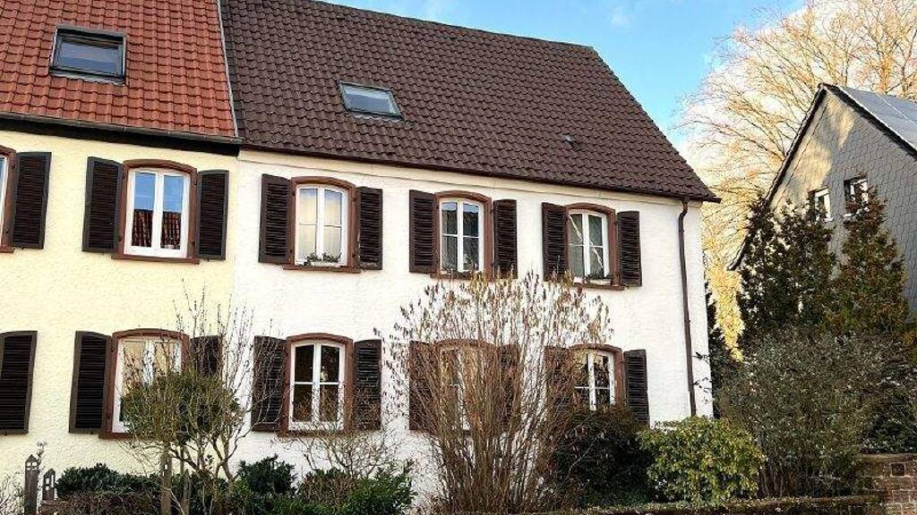 Mehrfamilienhaus zum Kauf 580.000 € 7 Zimmer 167 m² 487 m² Grundstück Innenstadt Kaiserslautern 67663