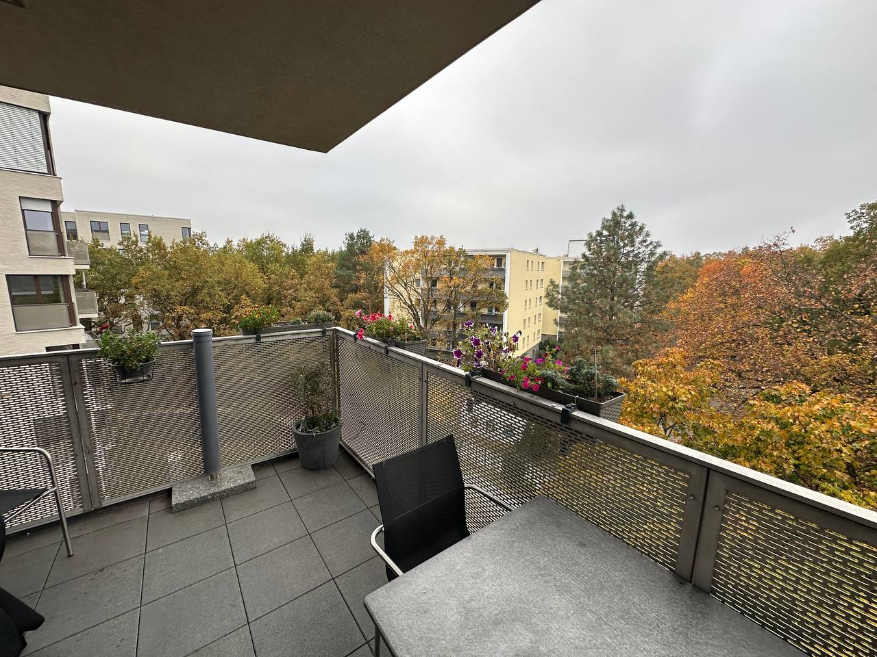 Wohnung zur Miete 1.740 € 3 Zimmer 87 m²<br/>Wohnfläche 4.<br/>Geschoss ab sofort<br/>Verfügbarkeit Am Carlsgarten 10 Karlshorst Berlin 10318