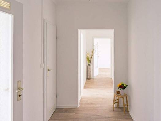 Wohnung zur Miete 430 € 3 Zimmer 69,8 m² 4. Geschoss frei ab 01.07.2026 Augsburger Str. 52 Bernsdorf Chemnitz 09126