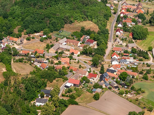 Mehrfamilienhaus zum Kauf als Kapitalanlage geeignet 7.425 m² Letschin 15324