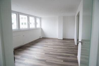 Bürofläche zur Miete provisionsfrei 2.300 € 188 m² Bürofläche Frankfurter Straße Mülheim Köln 51065