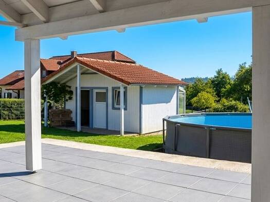 Haus zum Kauf 395.000 € 16 Zimmer 186 m² 849 m² Grundstück frei ab sofort Neustadt Neustadt am Kulm 95514