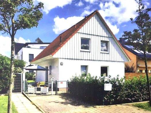 Einfamilienhaus zum Kauf 719.000 € 5 Zimmer 112 m² 405 m² Grundstück Kladow Berlin / Kladow 14089