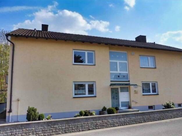 Wohnung zur Miete 690 € 3 Zimmer 80 m² Haßfurt 97437