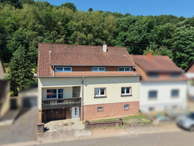 Doppelhaushälfte zum Kauf 229.000 € 7 Zimmer 199,3 m² 473 m² Grundstück Hüttersdorf Schmelz 66839