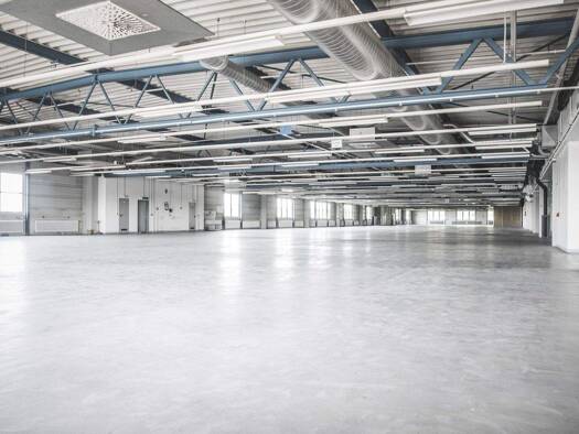 Lagerhalle zur Miete 5.508 m² Lagerfläche teilbar ab 1.330 m² Sennestadt Bielefeld 33689