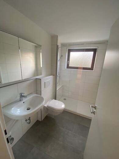 Wohnung zur Miete 850 € 4 Zimmer 112 m² 1. Geschoss frei ab sofort Bassen Oyten 28876