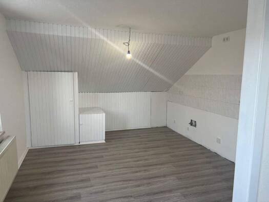 Wohnung zur Miete 649 € 3 Zimmer 74 m² frei ab sofort Friedrichstraße 49 Haan 42781