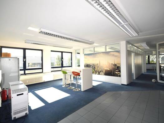 Bürofläche zur Miete 2.650 € 285 m² Bürofläche Kemnat Ostfildern 73760