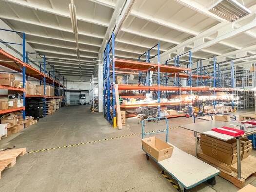 Halle/Industriefläche zum Kauf 898 € 1.664 m² Lagerfläche Kamenz 01917