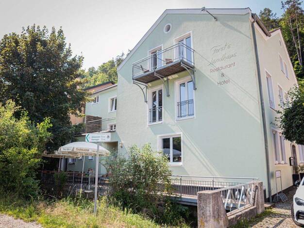 Hotel zum Kauf provisionsfrei 599.000 € 11 Zimmer 150 m² Gastrofläche 307 m² Grundstück Mühlstr. 37b Riedenburg 93339