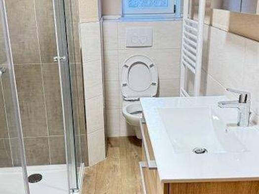 Wohnung zur Miete 280 € 2 Zimmer 40 m² EG frei ab sofort Privatstr. Schmölln 04626