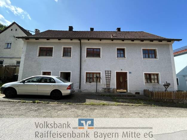 Mehrfamilienhaus zum Kauf 240.000 € 8 Zimmer 134 m² 237 m² Grundstück Kipfenberg Kipfenberg 85110