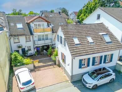 Einfamilienhaus zum Kauf als Kapitalanlage geeignet 755.000 € 8 Zimmer 216,5 m² 330 m² Grundstück Eschborn 65760