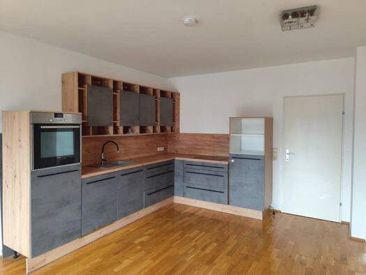 Wohnung zur Miete 500 € 2,5 Zimmer 70,1 m² 1. Geschoss Admont 8911