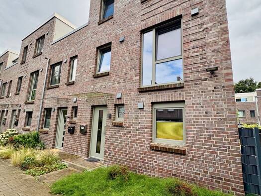 Reihenendhaus zur Miete 1.950 € 5 Zimmer 146 m² 120 m² Grundstück frei ab 01.11.2026 Borgfeld Ost 28329