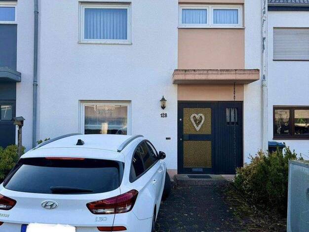 Reihenmittelhaus zum Kauf provisionsfrei 219.000 € 5 Zimmer 130 m² 200 m² Grundstück Ensdorf 66806