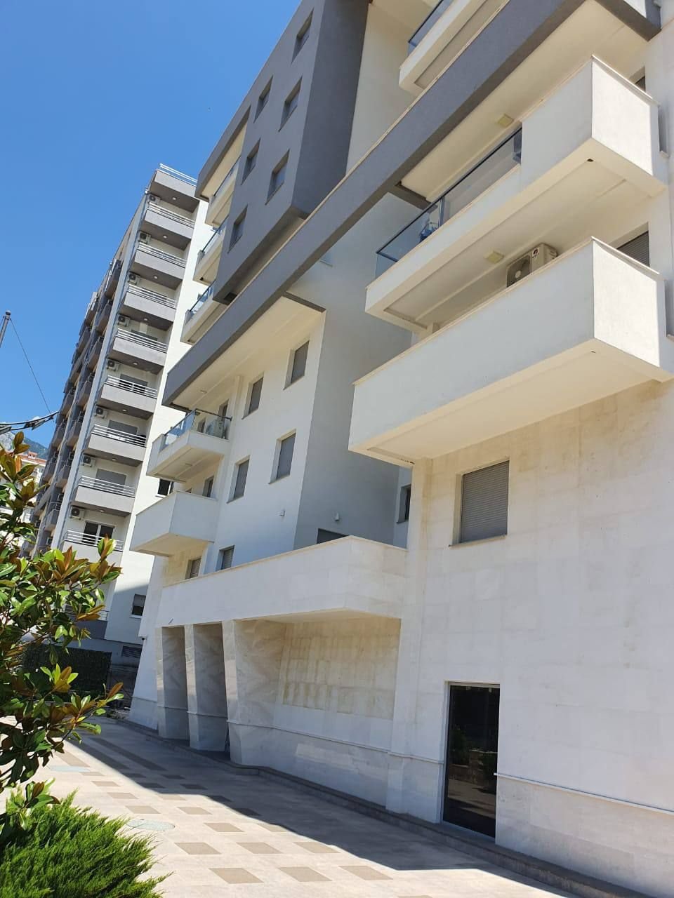 Wohnung zum Kauf provisionsfrei 300.000 € 3 Zimmer 95 m²<br/>Wohnfläche Budva